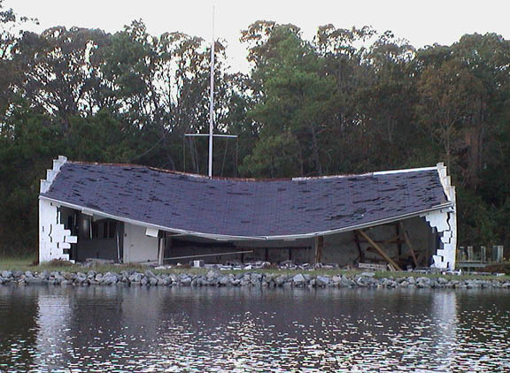 05 Yankee Point Collapsing Building