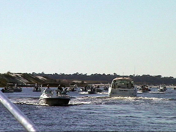 70 Oct 2003 Swansboro NC Town gone Fishing for Spot